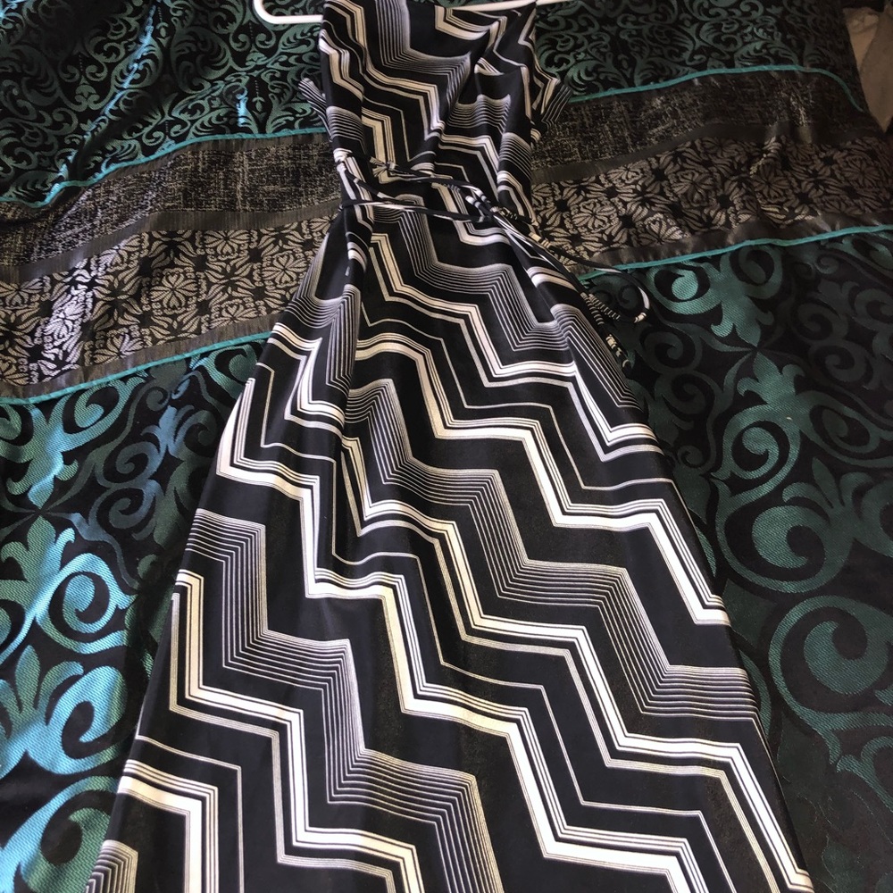 Charlotte Russe Black and White and Grey dress